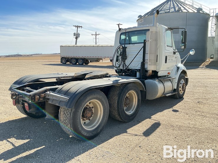 2006-international-8600-image-5