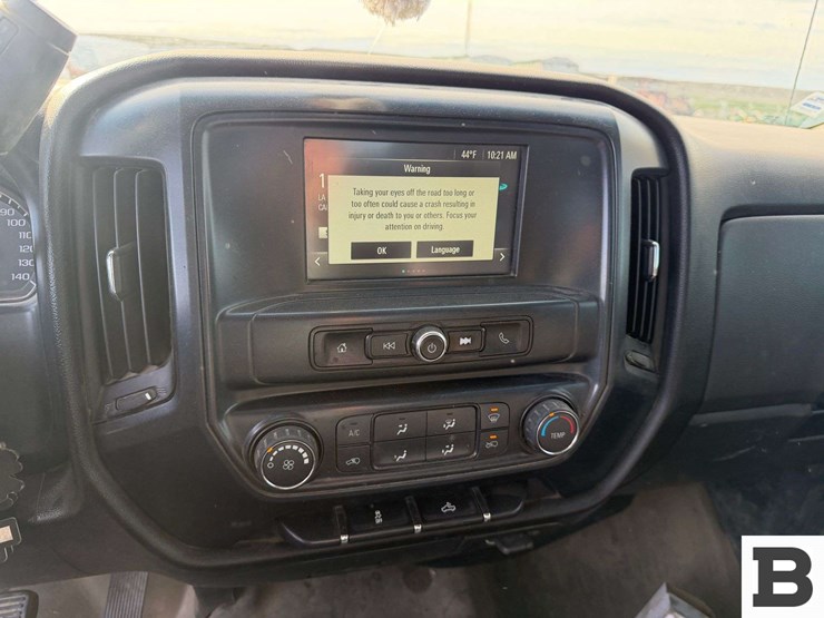 2017-chevrolet-silverado-3500-image-27