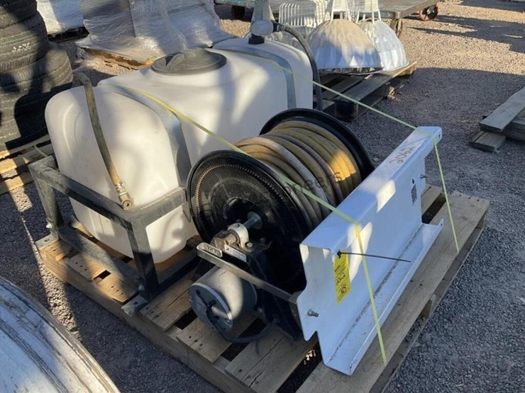 pallet-with-spray-unit-and-hose-reel-image-4