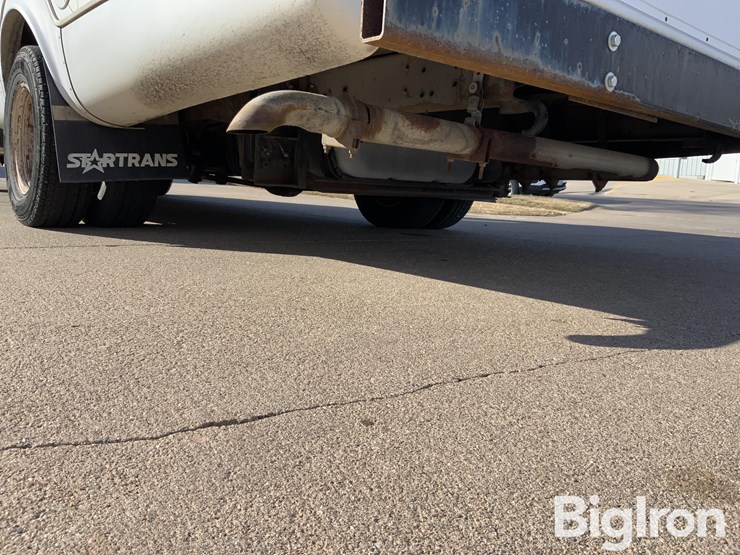 2010-ford-e450-image-15