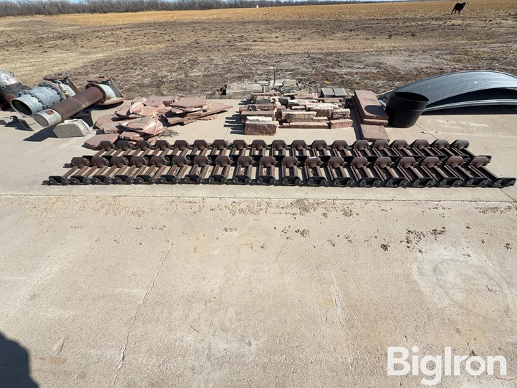 caterpillar-262-image-2