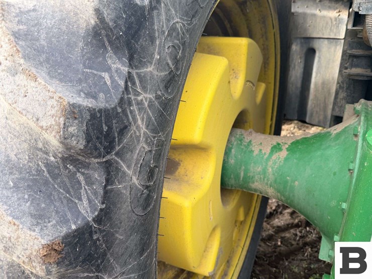 1995-john-deere-8300-image-40