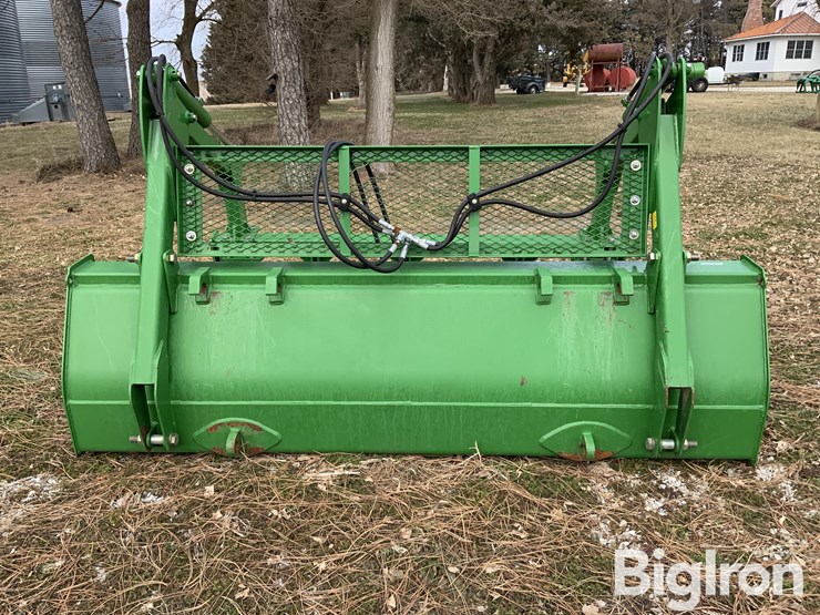 john-deere-8-image-6