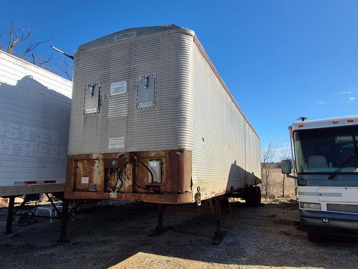 1971-fruehauf-trailer-image-1