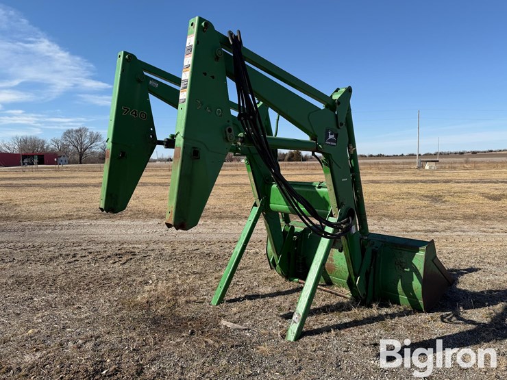 john-deere-740-image-5