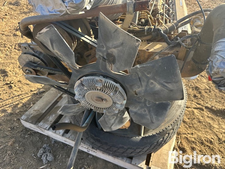 caterpillar-3208-image-17