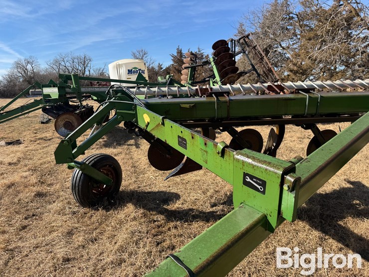 john-deere-2800-image-13