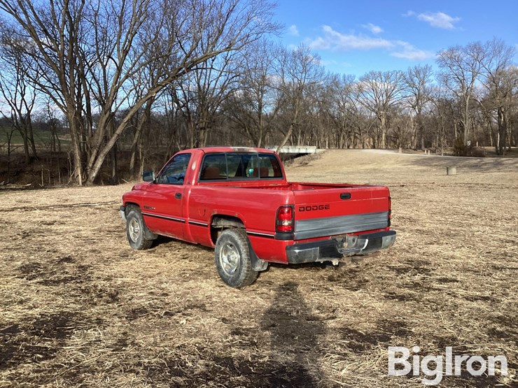 1995-dodge-ram-1500-image-7