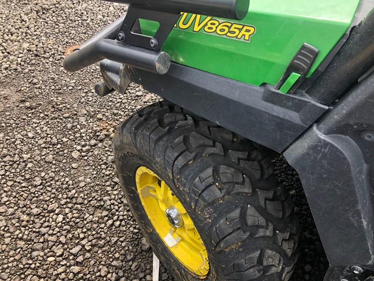 john-deere-gator-image-7