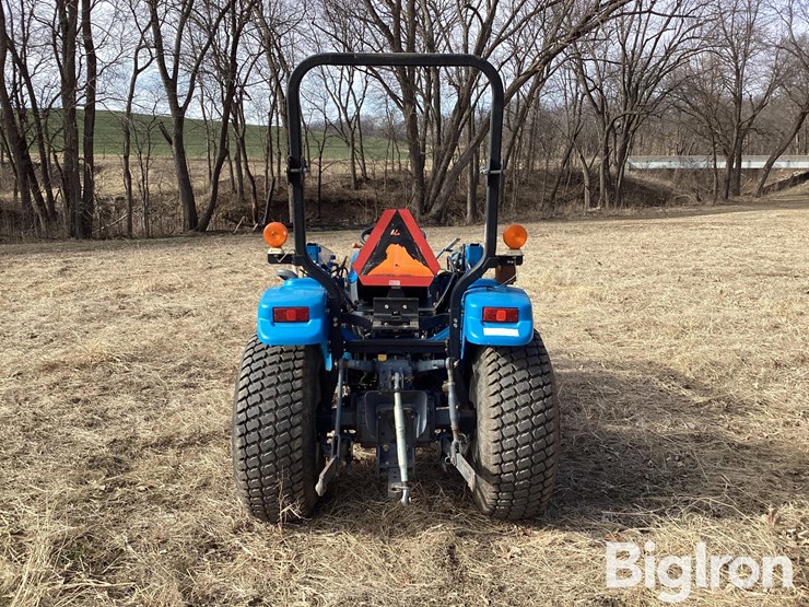 new-holland-1530-image-6