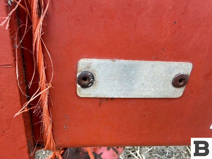 hesston-1505-image-12