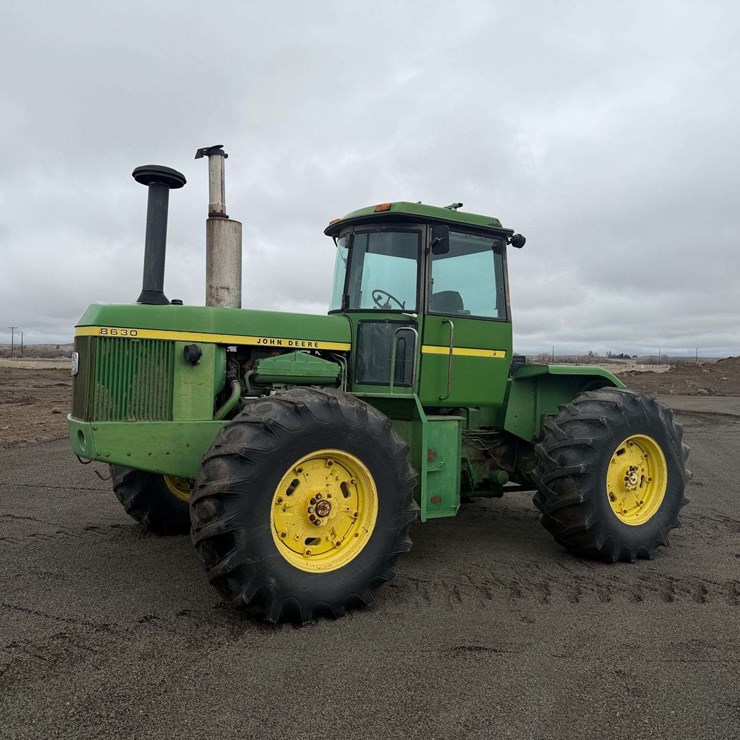JOHN DEERE 8630