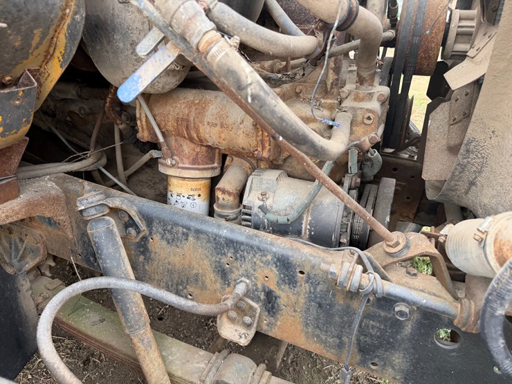 #41247-•-inop-1978-international-f-2275-daycab-truck-image-45