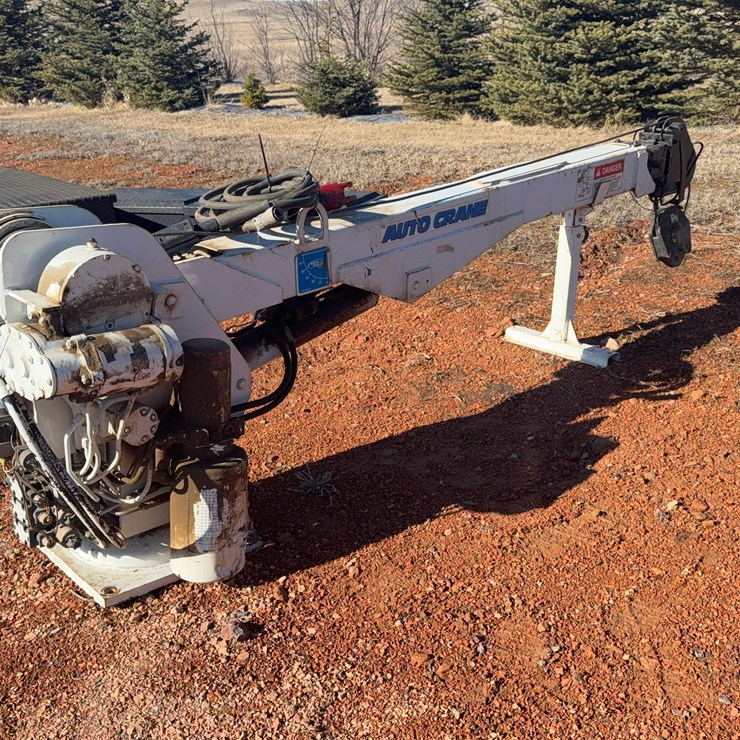 Auto Crane