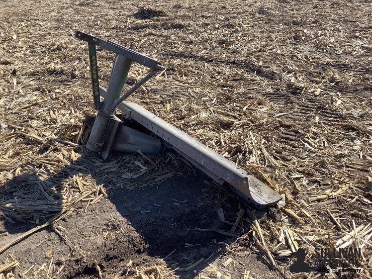 john-deere-7-image-1