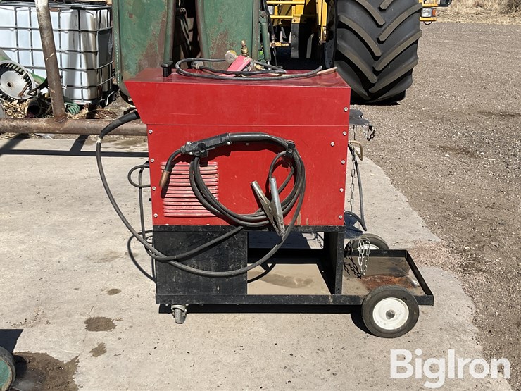 century-wire-feed-welder-image-8