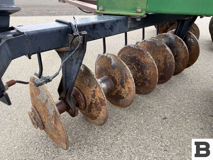 john-deere-650-image-34