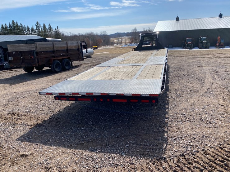 #1114-•-2019-pj-jy322-32'-flatbed-gooseneck-trailer-(has-wi-title)-(colfax,-wi)-image-9