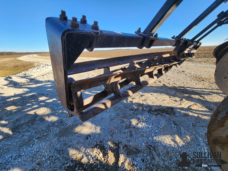 2011-case-ih-870-ecolo-tiger-9-shank-disk-ripper-image-19