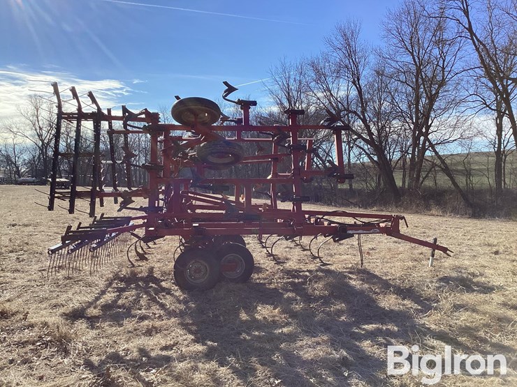 case-ih-4300-image-4