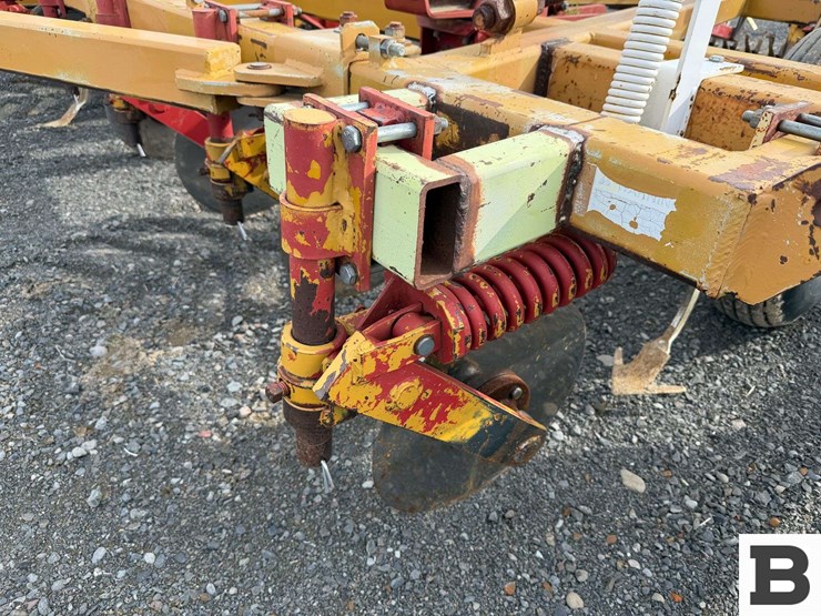 1995-haybuster-3200-image-19