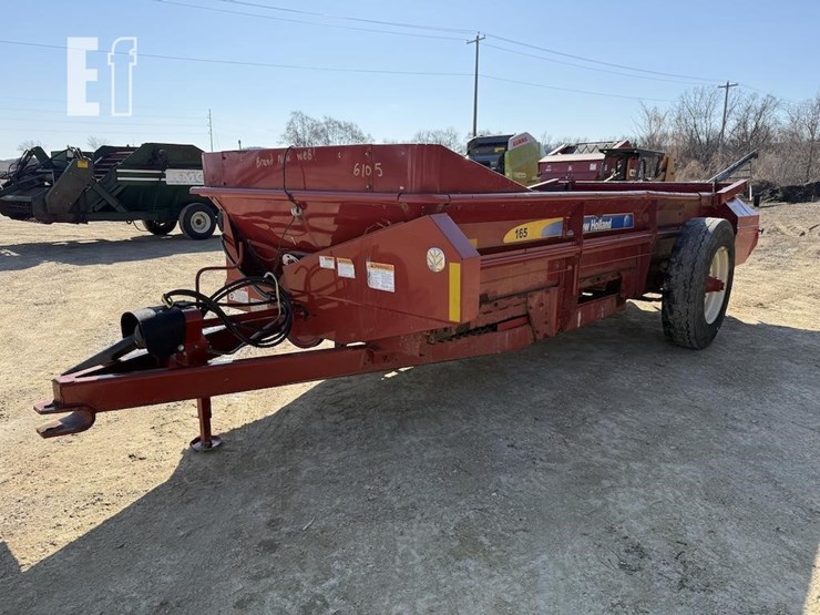 2013-new-holland-165-image-3