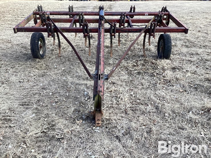 international-13-image-2