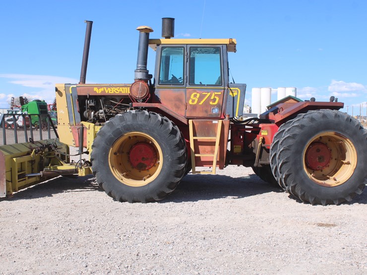 1980-versatile-875-image-12