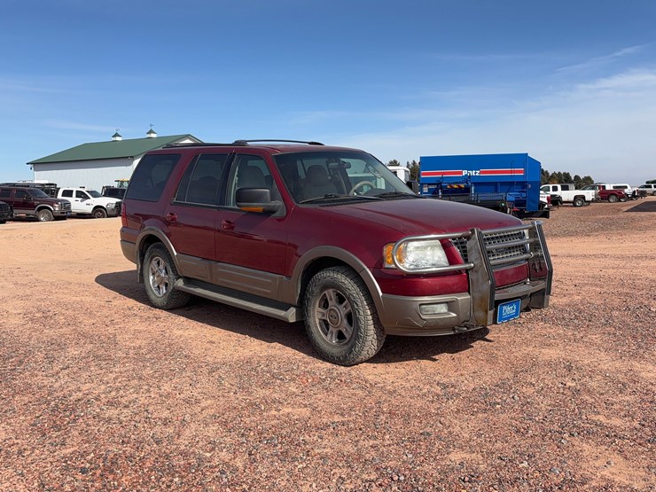 2004-ford-expedition-image-3