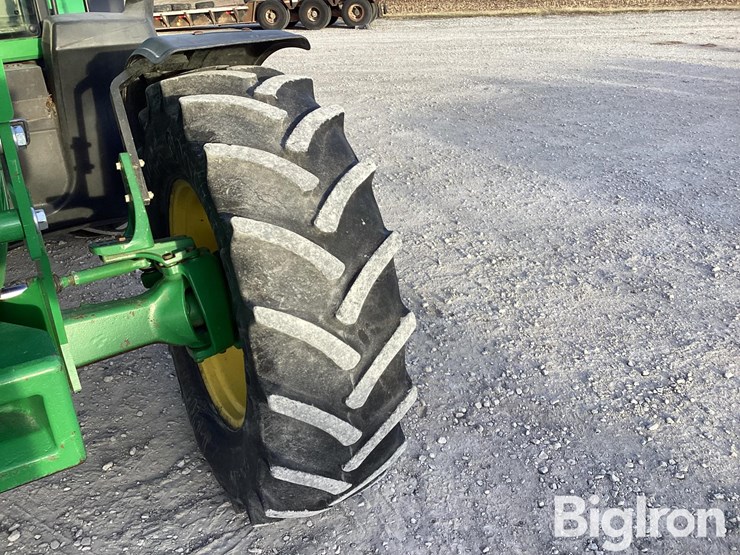 2013-john-deere-6140m-image-14