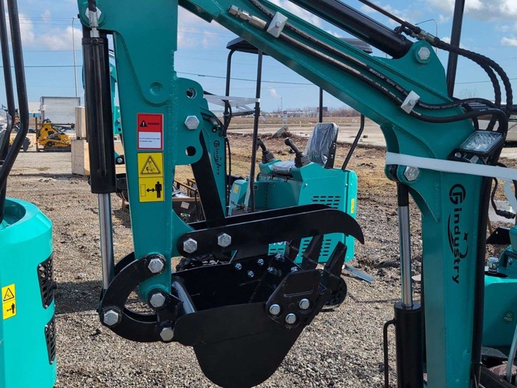 cfg-industrial-mini-excavator---h15r-image-3