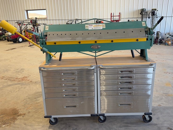 2013-grizzly-metal-brake-image-1