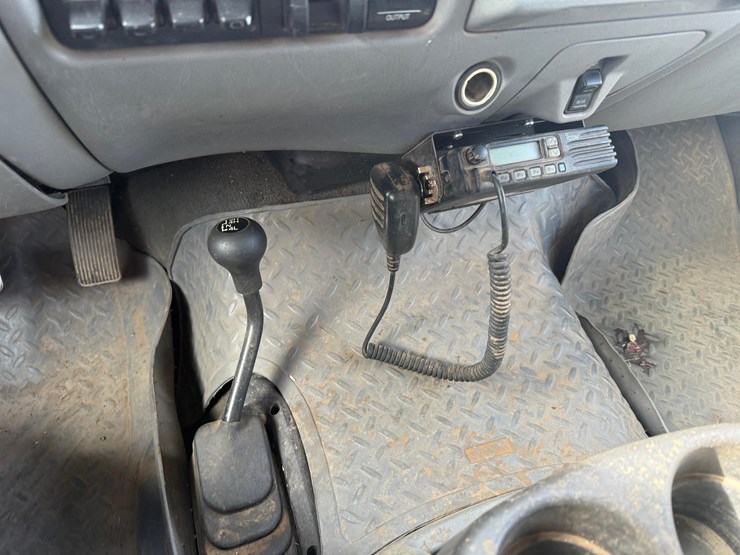 2006-ford-f550-image-36