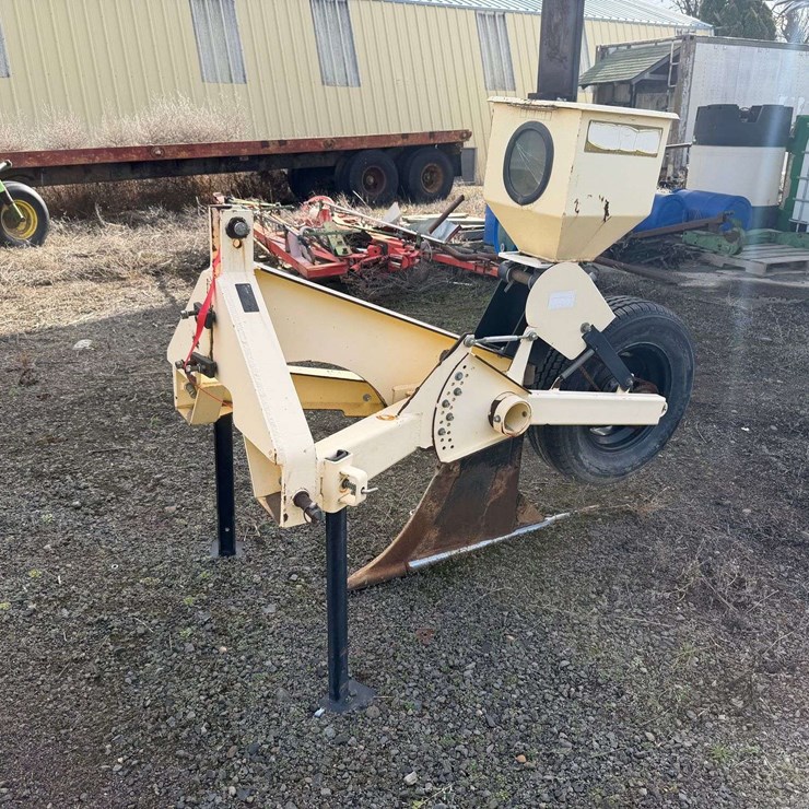 2007 Verminator Gopher Machine - Touchet, WA