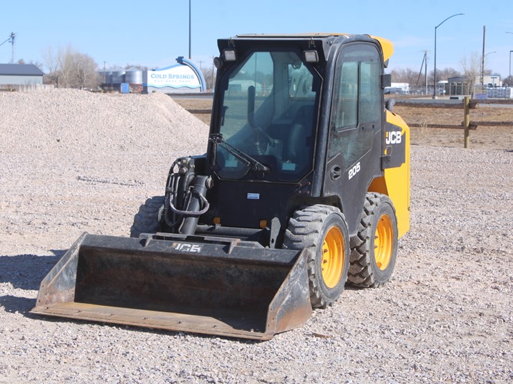 2014-jcb-205-image-1