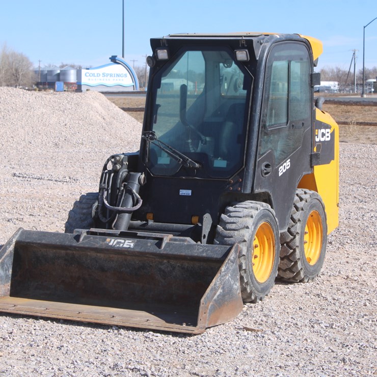 2014 JCB 205