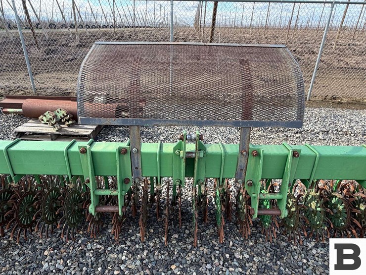 john-deere-400-image-7