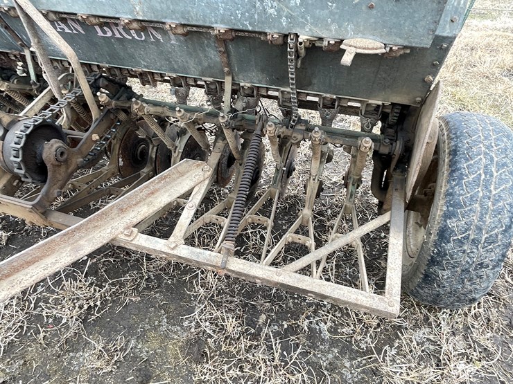 john-deere-10-image-24