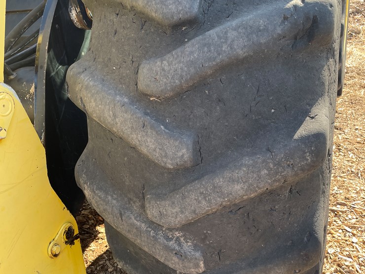 2005-deere-643j-image-55