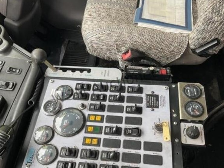 2012-tymco-600-image-27