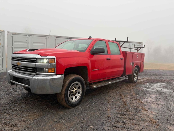 2017-chevrolet-2500-image-1