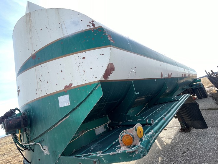 1978-fruehauf-tanker-image-15