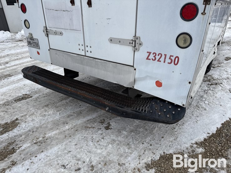 2008-ford-e350-image-17