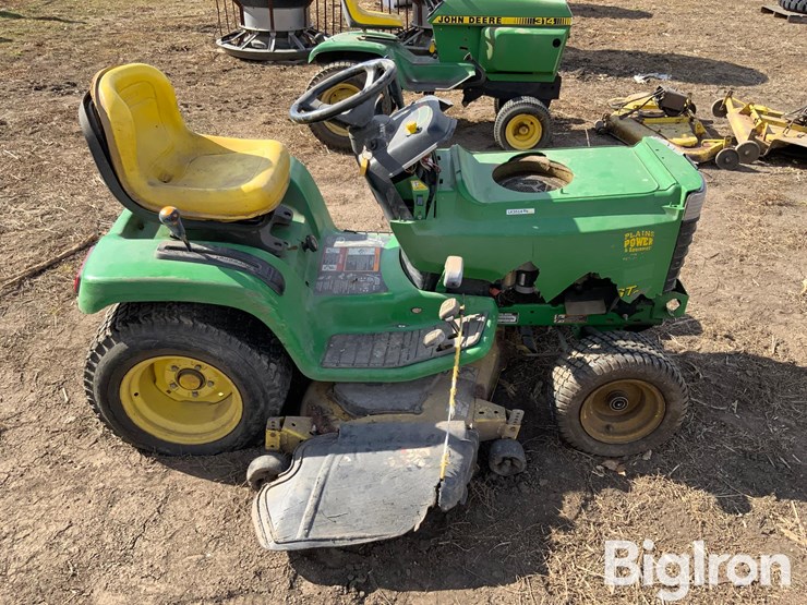 john-deere-gt235-image-4