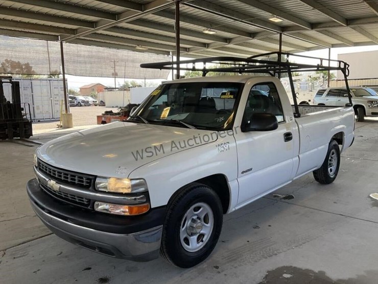 1999-chevrolet-silverado-1500-image-4