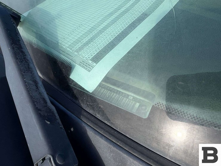 2010-chevrolet-silverado-3500-image-13