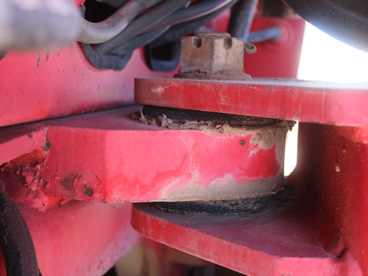 1980-versatile-875-image-28