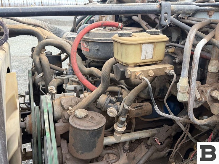 1990-ford-f700-image-41