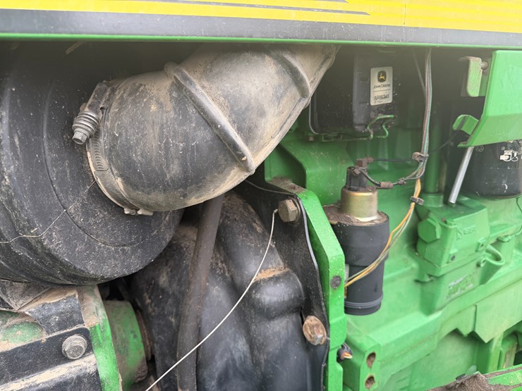 2001-john-deere-8310-image-48