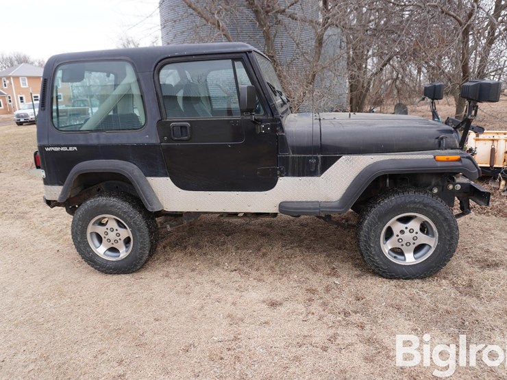 1991-jeep-wrangler-image-4